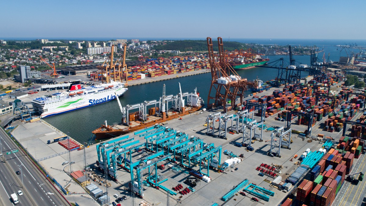 marinepoland-great-results-at-the-port-of-gdynia-container