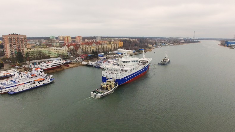 Statek rybacki Zephyr ze stoczni Marine Projects Ltd. wypływa z Gdańska do Norwegii - GospodarkaMorska.pl