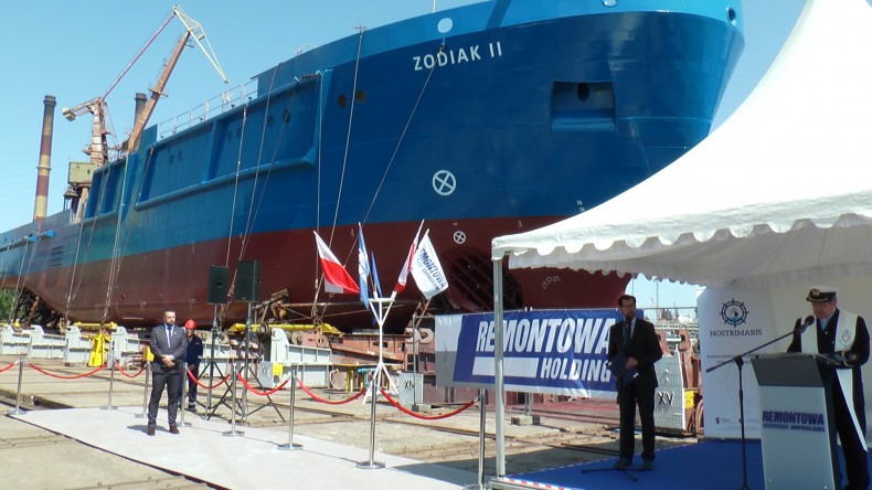 W stoczni Remontowa Shipbuildng zwodowano pierwszy wielozadaniowy statek dla Urzędów Morskich (foto, wideo) - GospodarkaMorska.pl