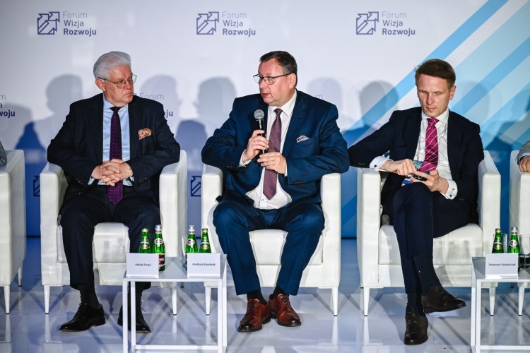 andrzej kensbok, gaz-system