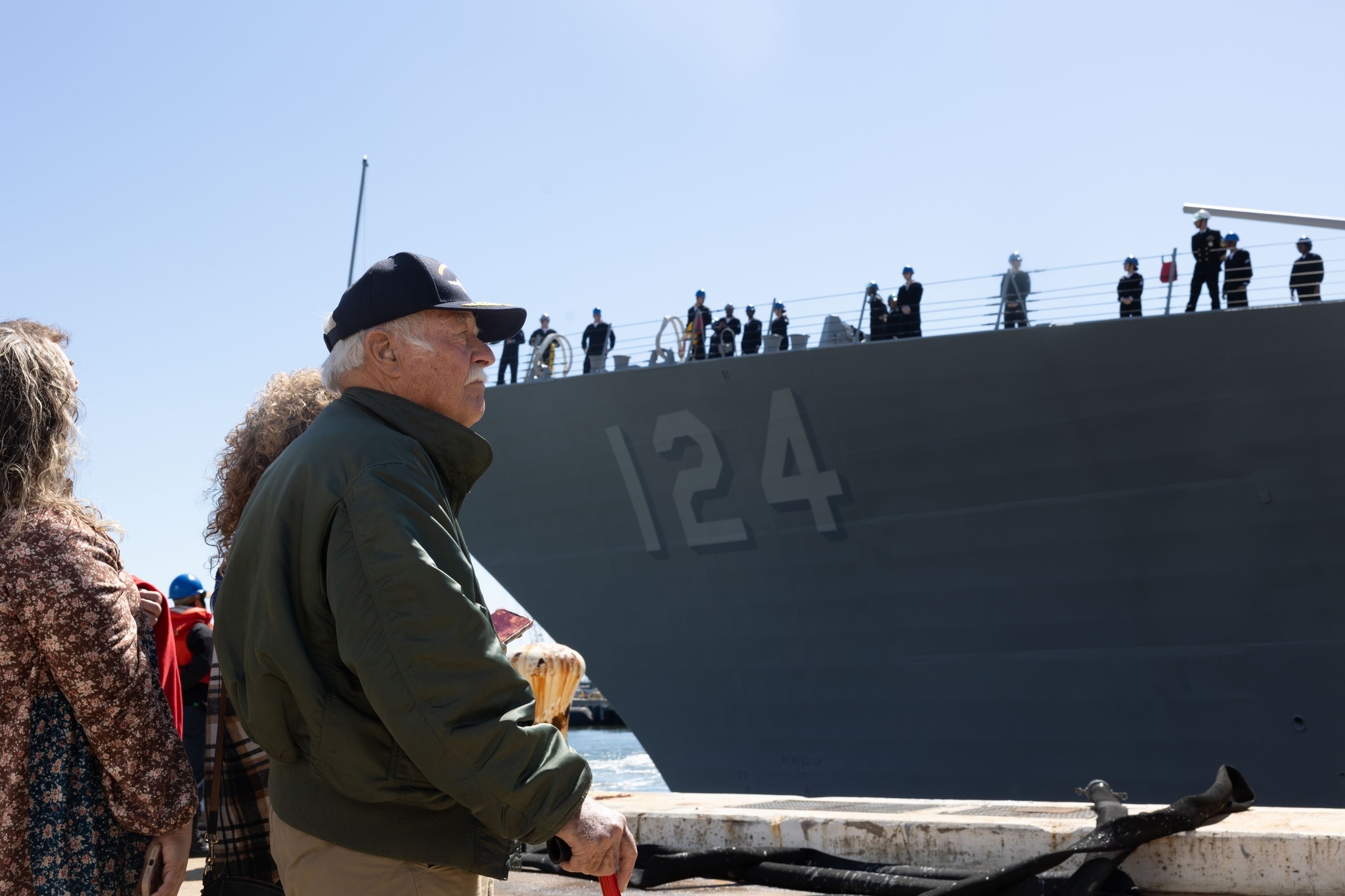 USS Harvey C. Barnum Jr. 1.jpg