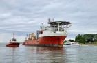 Demeter Acacia w Gdańskiej Stoczni Remontowej SA. Statek wspierał m.in. działania po katastrofie Deepwater Horizon