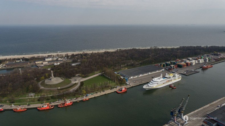 wycieczkowiec, nabrzeże westerplatte