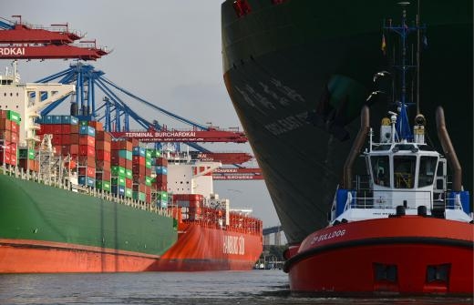Port Hamburg osiągnął w 2014 roku najlepszy wynik przeładunków w swojej historii - GospodarkaMorska.pl