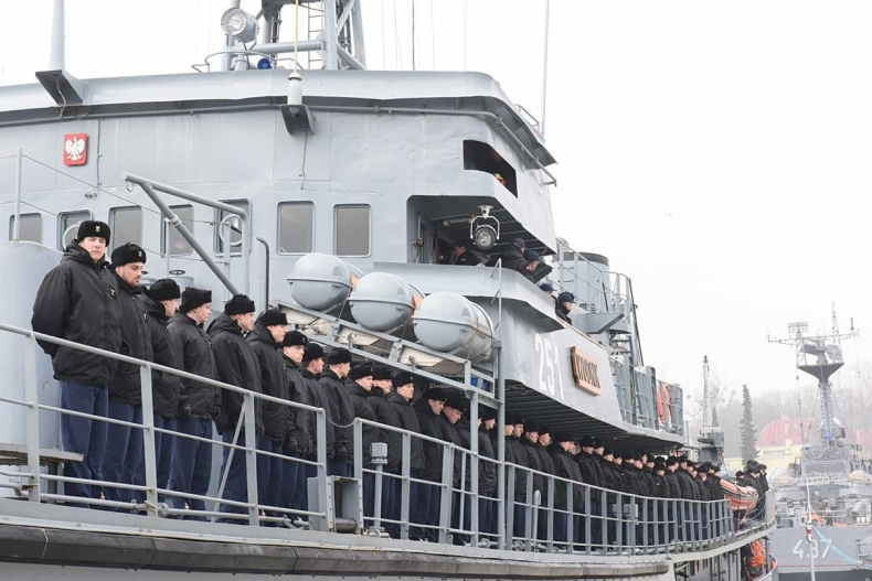 Powrót podchorążych z zimowego rejsu - GospodarkaMorska.pl