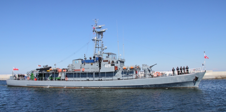 ORP „Mewa”: początek misji - GospodarkaMorska.pl