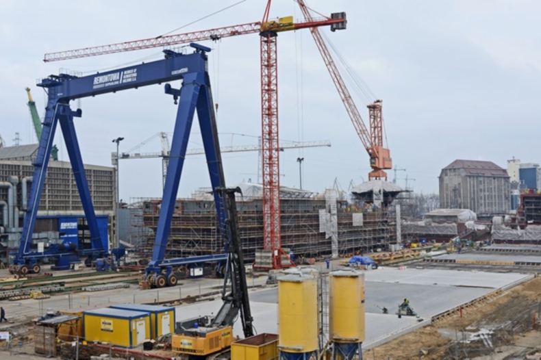 Remontowa Shipbuilding inwestuje w infrastrukturę - GospodarkaMorska.pl
