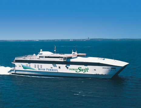 Wzrost przychodów Irish Ferries w ujęciu rocznym - GospodarkaMorska.pl