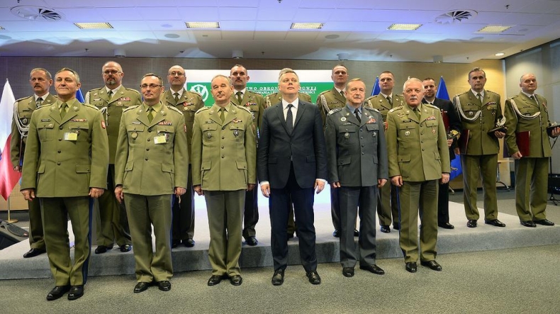 Wyróżnienie dla grupy Okrętów Rozpoznawczych - GospodarkaMorska.pl