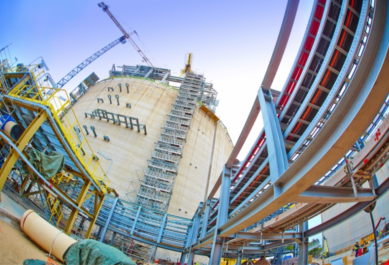 Włosi żądają więcej pieniędzy za budowę terminala LNG w Świnoujściu - GospodarkaMorska.pl