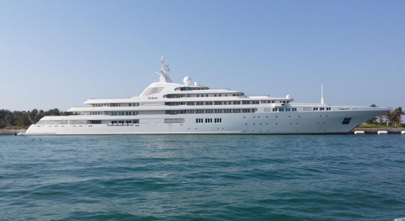 Zobacz super jacht premiera Zjednoczonych Emiratów Arabskich - GospodarkaMorska.pl