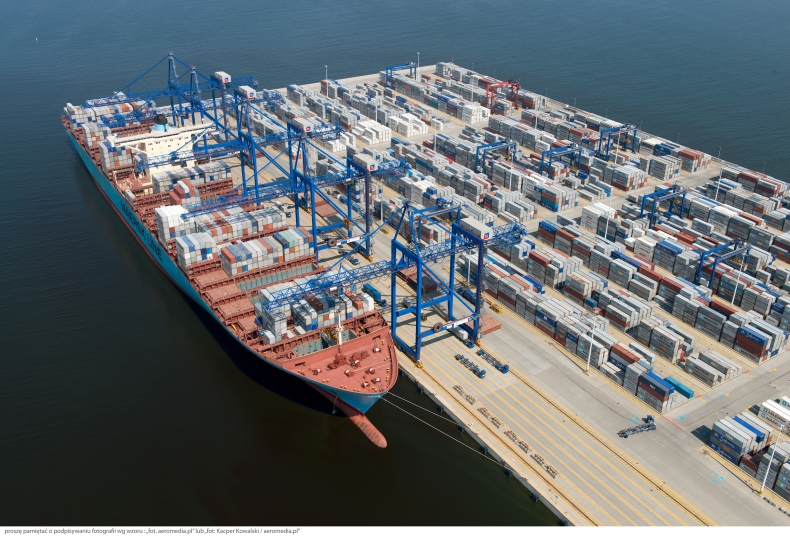 Spadek obrotów w DCT Gdańsk. Powodem rosyjskie embargo - GospodarkaMorska.pl