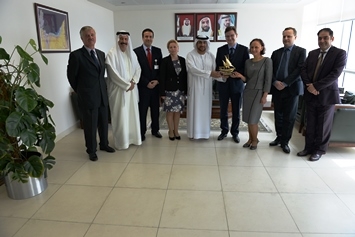 Współpraca Polski i Zjednoczonych Emiratów Arabskich w zakresie transportu morskiego - GospodarkaMorska.pl