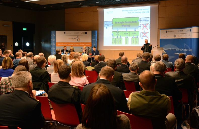 Miliardy na poprawę wód i ochronę przeciwpowodziową w regionie Dolnej Wisły - GospodarkaMorska.pl