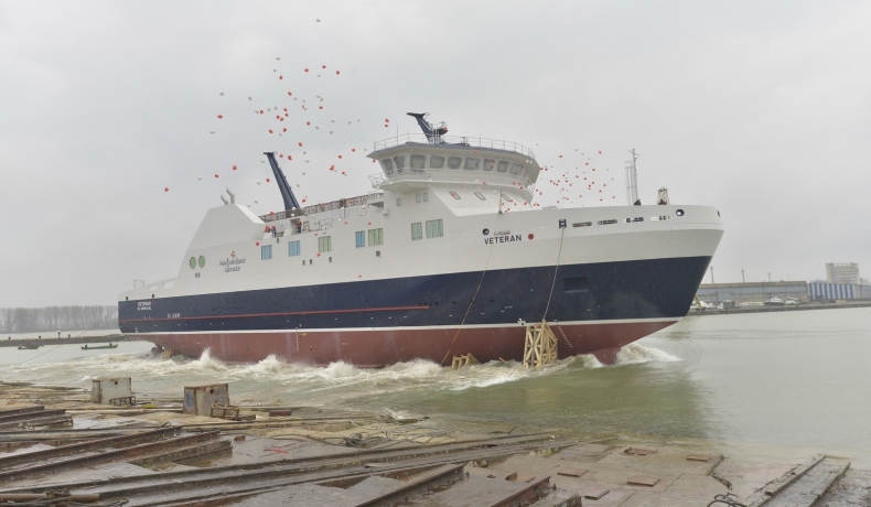Damen zwodował nową jednostkę klasy lodowej - GospodarkaMorska.pl