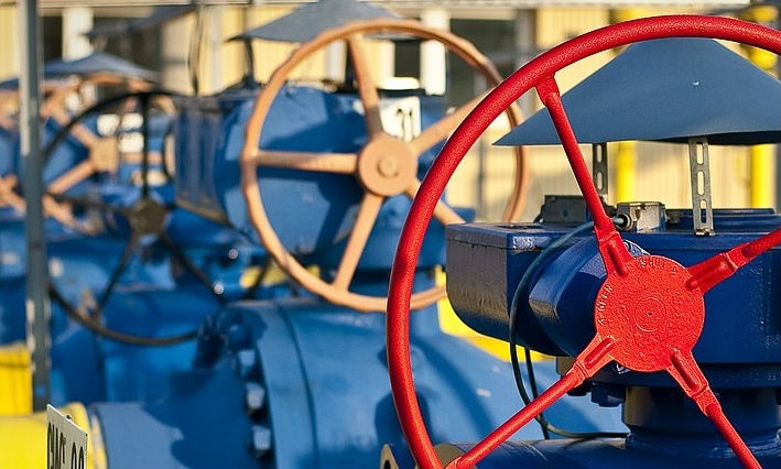 Polska kupi gaz i ropę od Iranu - GospodarkaMorska.pl