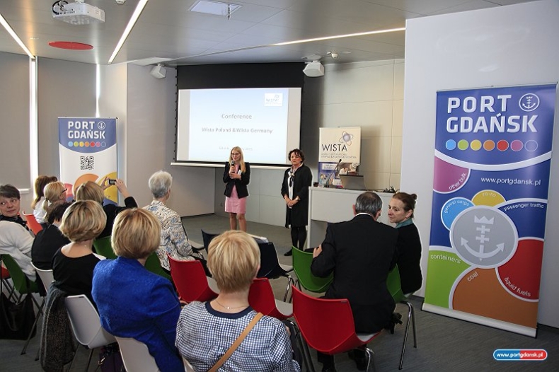 Konferencja przedstawicieli stowarzyszenia Wista w Porcie Gdańsk - GospodarkaMorska.pl