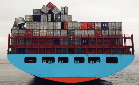 Dlaczego kontenery lądują w wodzie? - GospodarkaMorska.pl