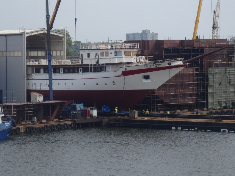 Wodowanie trzymasztowca wybudowanego dla Wietnamczyków - GospodarkaMorska.pl