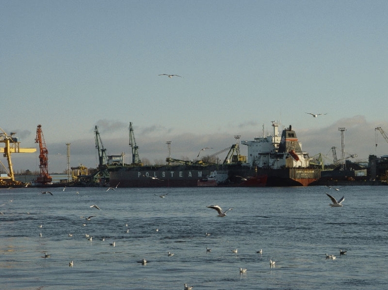 Świnoujście potrzebuje głębszego toru - GospodarkaMorska.pl