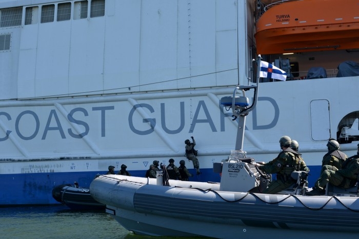 Polsko-fińskie ćwiczenie Morskiego Oddziału Straży Granicznej - GospodarkaMorska.pl