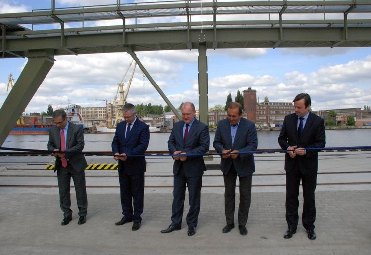 Nowe nabrzeże w szczecińskim porcie otwarte - GospodarkaMorska.pl