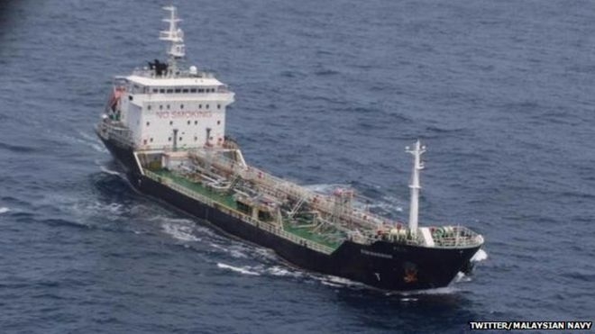 Malezja odzyskała porwany tankowiec. Sprawcy napadu przyznali się do winy - GospodarkaMorska.pl