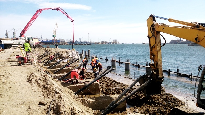 Strabag weźmie udział w modernizacji Portu Łeba - GospodarkaMorska.pl