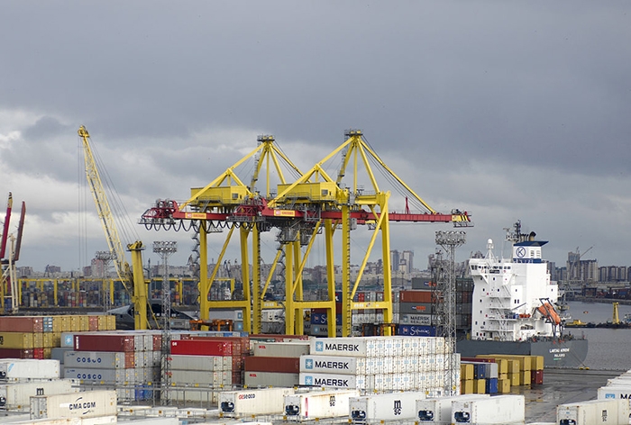 Rosjanie i Chińczycy na tropie kontenerowego spisku - GospodarkaMorska.pl