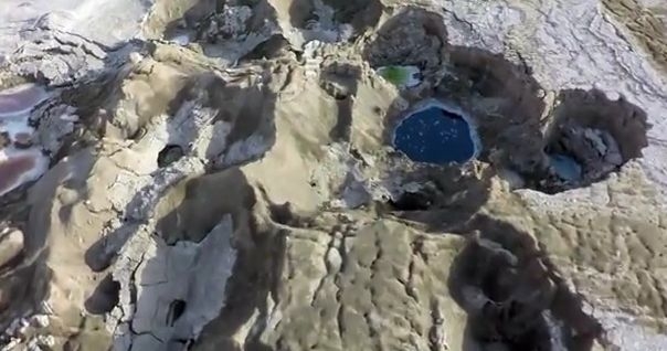 Morze Martwe umiera. Zobacz niezwykły film nakręcony z lotu ptaka - GospodarkaMorska.pl