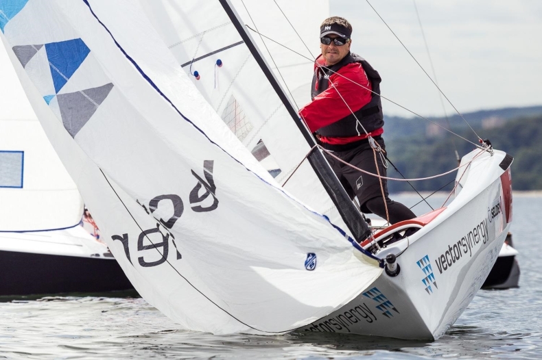 Nautica 450 zdominowała Mistrzostwa Skiff & Dinghy 2015 - GospodarkaMorska.pl