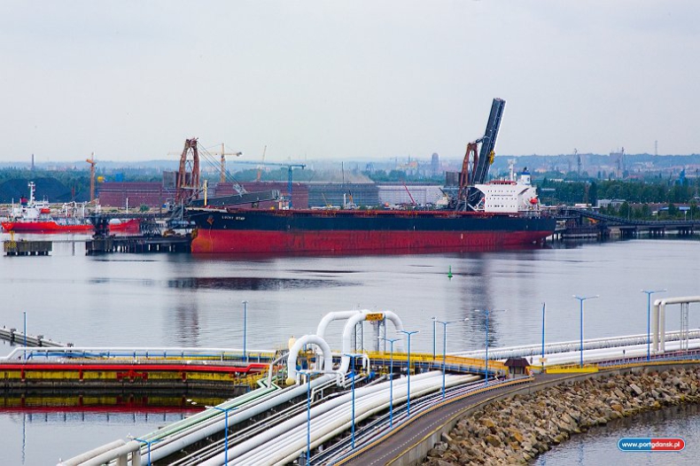 Port Gdańsk obsłużył ponad 20 mln ton ładunków w ciągu siedmiu miesięcy - GospodarkaMorska.pl