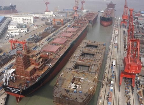 Jakie problemy prawne pojawiają się w trakcie budowy statków? – wywiad z radcą prawnym Mateuszem Romowiczem - GospodarkaMorska.pl