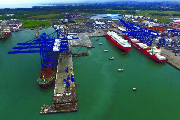 Zobacz, jak wygladają największe suwnice w Ameryce Łacińskiej - GospodarkaMorska.pl