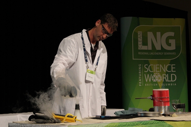 UE przeznacza środki na LNG - GospodarkaMorska.pl