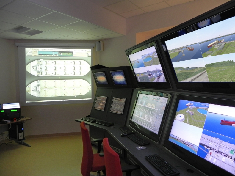 Akademia Morska w Szczecinie już przygotowuje studentów na otwarcie terminalu LNG w Świnoujściu - GospodarkaMorska.pl