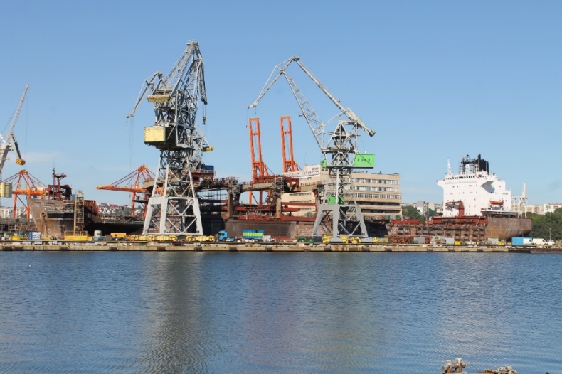 Remonty masowców w stoczni Nauta - GospodarkaMorska.pl