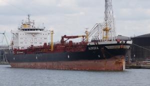 Lotos podpisał kontrakt z Unibaltic - GospodarkaMorska.pl