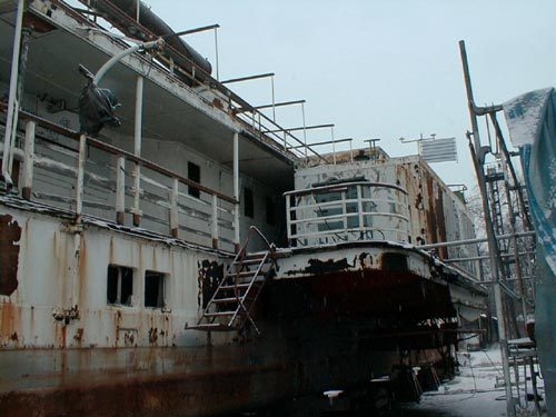 Nowe przepisy związane ze złomowaiem statków - GospodarkaMorska.pl