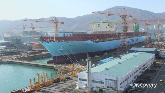 Jak wygląda budowa największych kontenerowców? Zobacz wideo - GospodarkaMorska.pl