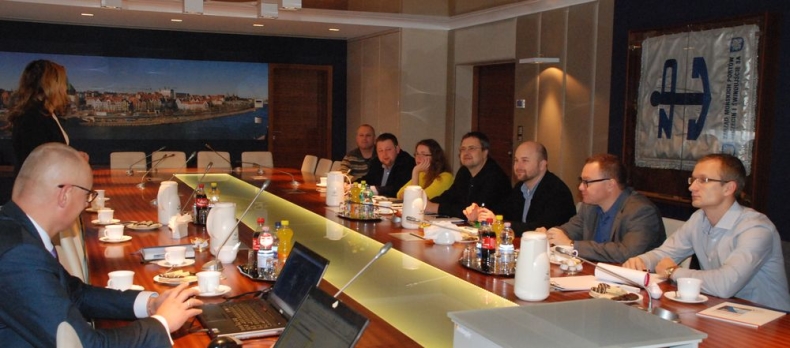 Dziennikarze z Czech w porcie Szczecin-Świnoujście - GospodarkaMorska.pl