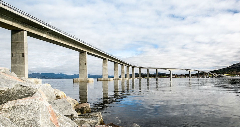 W Norwegii otwarto most wybudowany przez Polaków (wideo) - GospodarkaMorska.pl