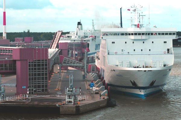 Świnoujście ma nowy terminal promowy - GospodarkaMorska.pl
