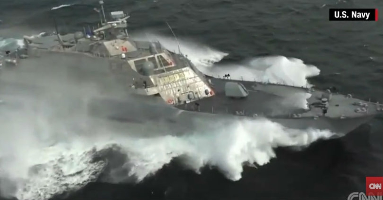 USS Milwaukee popłynął z prędkością 85 km/godz. (wideo) - GospodarkaMorska.pl
