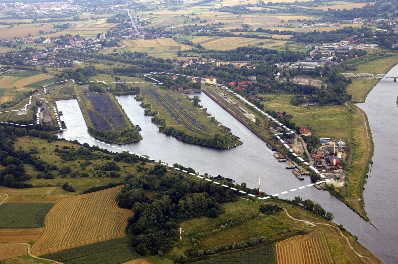 Rzeczny port w Kędzierzynie-Koźlu dostanie nowe życie - GospodarkaMorska.pl