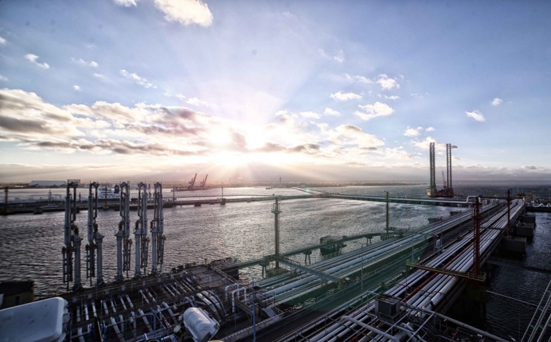 Więcej ropy z Bliskiego Wschodu w Naftoporcie - GospodarkaMorska.pl