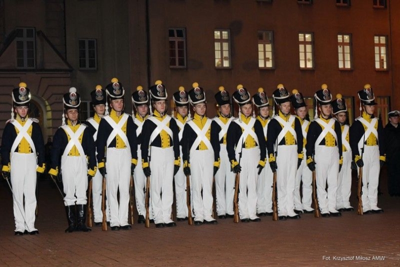 Dzień podchorążego w Akademii Marynarki Wojennej - GospodarkaMorska.pl