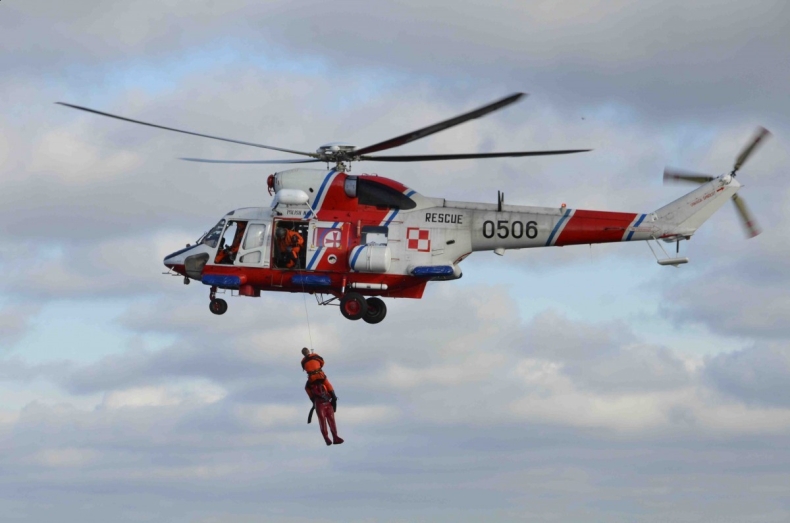 Akcja ratownicza na Bałtyku. Polacy uratowali pasażera promu - GospodarkaMorska.pl