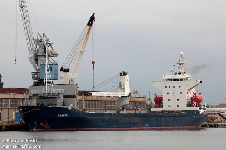Porwani marynarze ze statku Szafir już na wolności! - GospodarkaMorska.pl