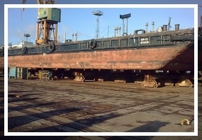 Remont pontonu AT 1 EX DP 12 - GospodarkaMorska.pl